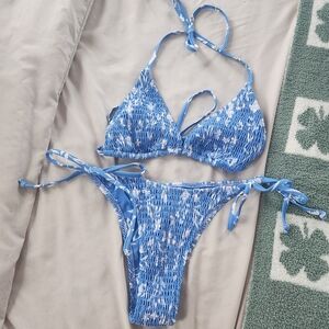 SHEIN Blue Floral Bikini